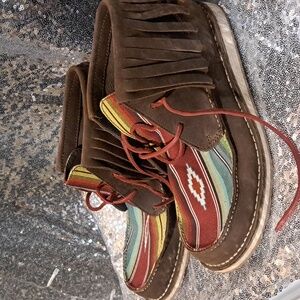 NEW Ariat Moccasins